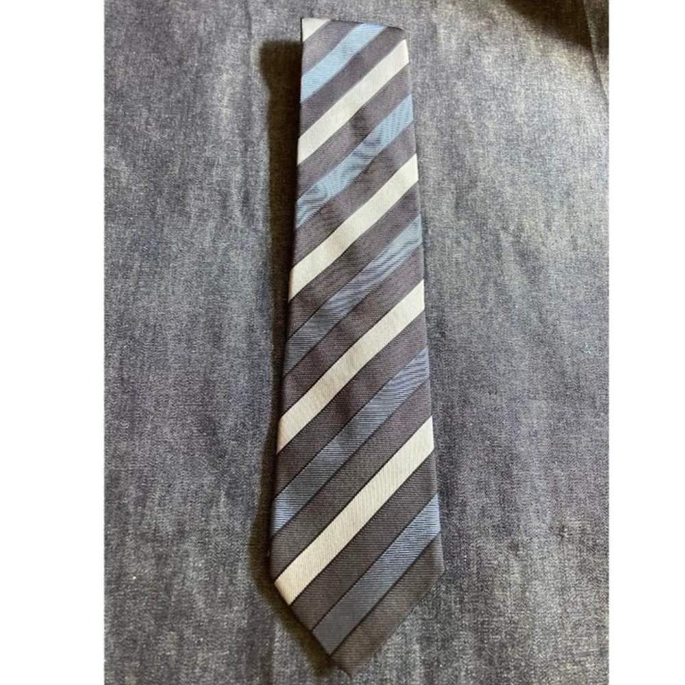 Armani gray/blue striped tie, 100% silk, made in Italy